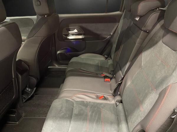 Mercedes-Benz GLB 200 AMG AdvancedPlus Distronic AHK Multibeam