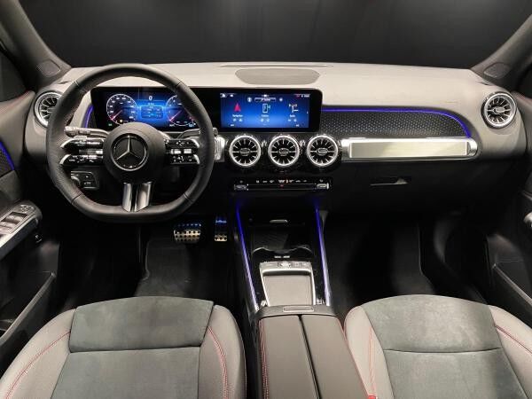 Mercedes-Benz GLB 200 AMG AdvancedPlus Distronic AHK Multibeam
