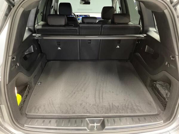 Mercedes-Benz GLB 200 AMG AdvancedPlus Distronic AHK Multibeam