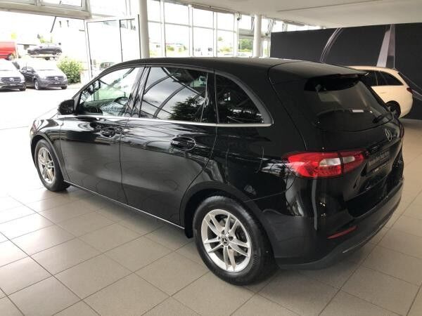 Mercedes-Benz B 180 Style mit Sitzheizung+Licht&Sicht+MBUX Navigation+Automatik+2 Jahre Garantie