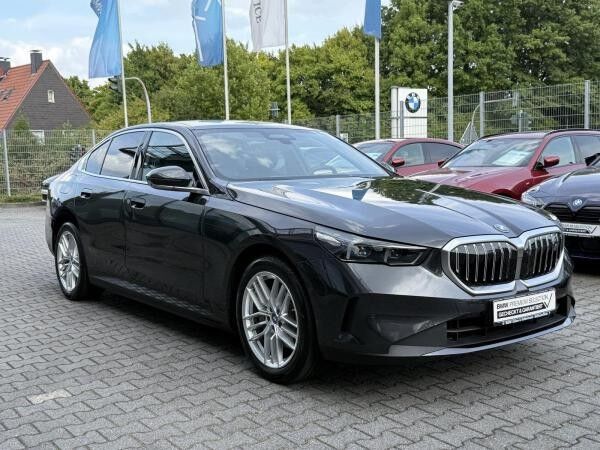 BMW i5 eDrive40 Pano Adapt.LED Stop&Go HarmanKardon