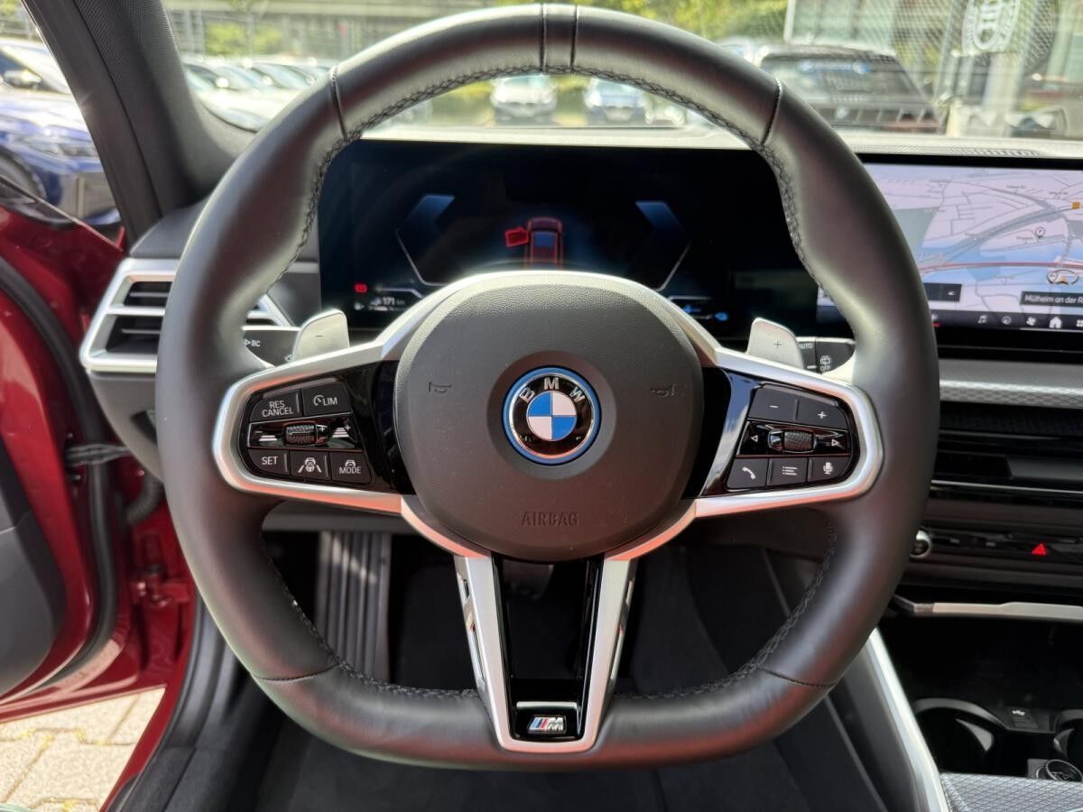 BMW 330 e Touring M Sport AHK Stop&Go FACELFT