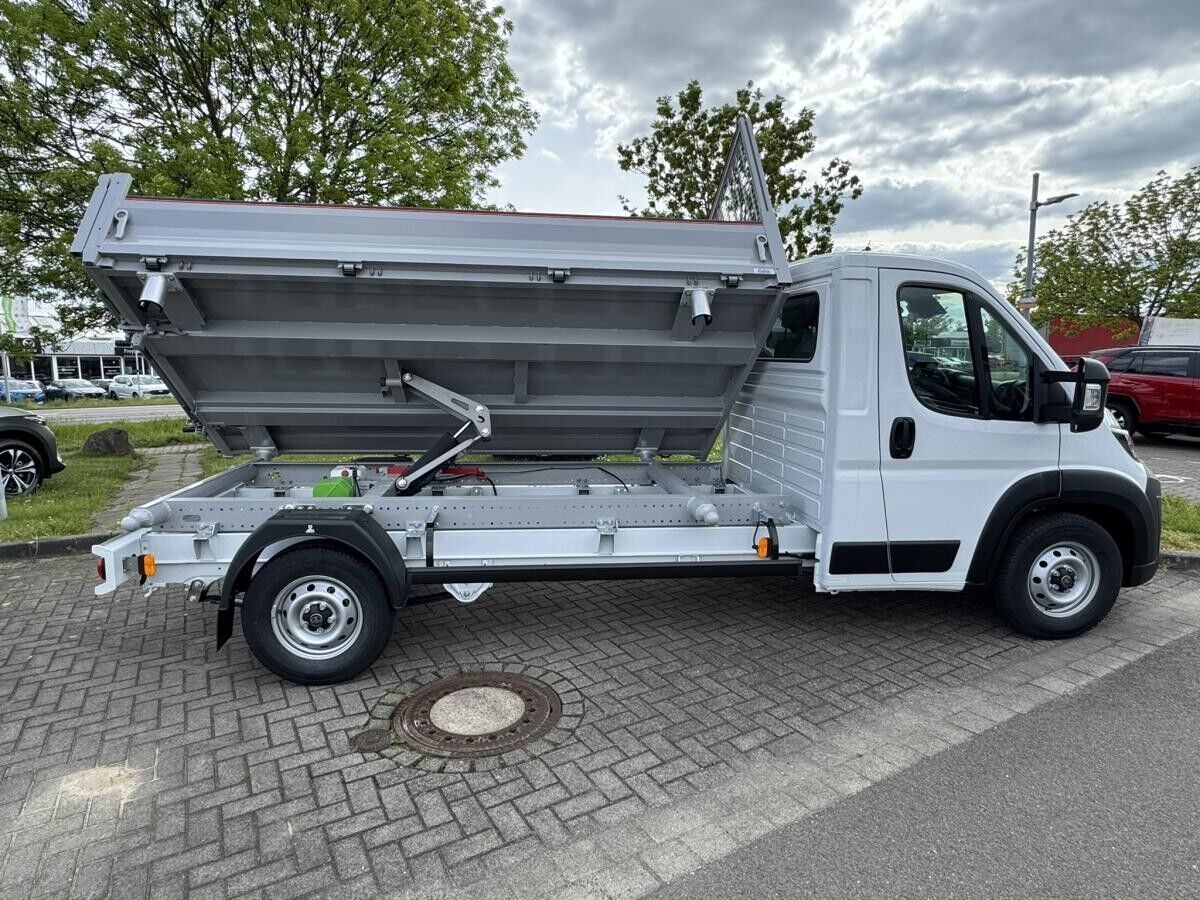 Toyota Proace Max L4  Leiterrahmen Work 35H 2.2 Diesel 103kW (140PS) mit Dreiseitenkipperaufbau