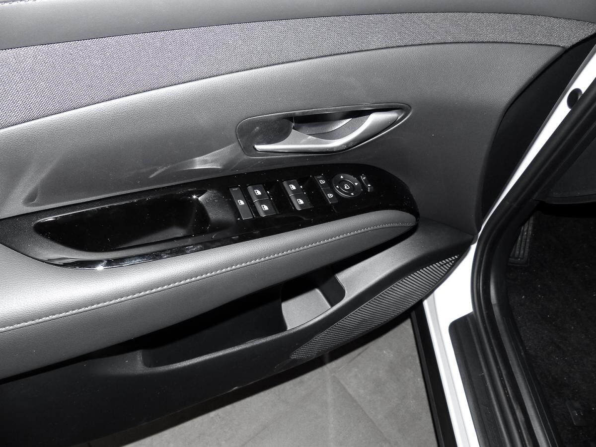 Hyundai TUCSON Nur mit Abrufschein: L-0000-207 /-322/ -306/-319