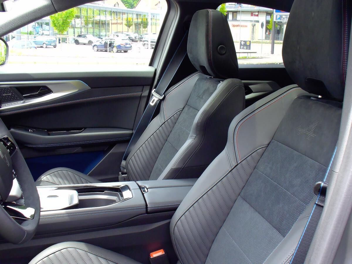 Renault Rafale Atelier Alpine E-TEch Plug-In-Hybrid 300 4x4