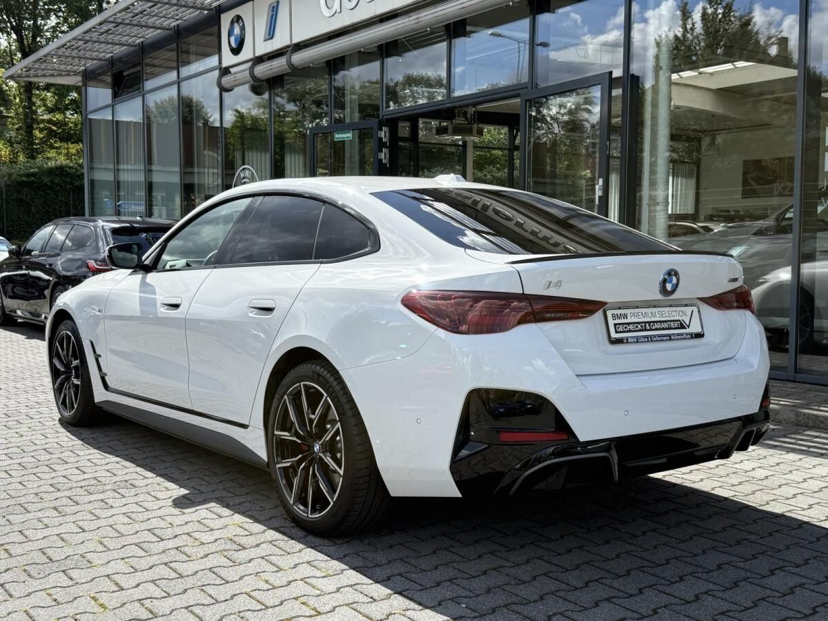 BMW i4 xDrive40 Gran Coupé M Sport //Stop&Go HUD
