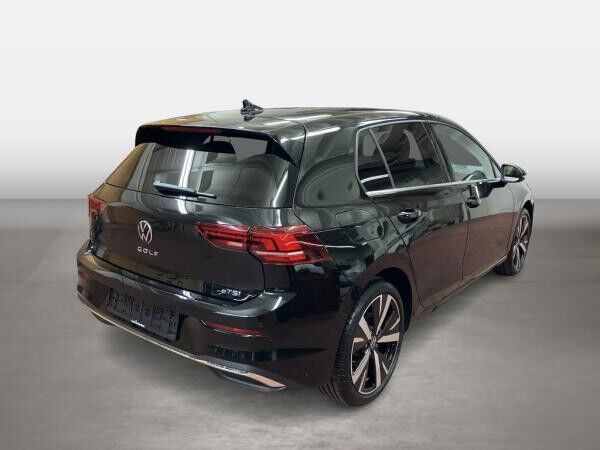 Volkswagen Golf VIII Lim. 1.5 eTSI Style / SOFORT VERFÜGBAR !