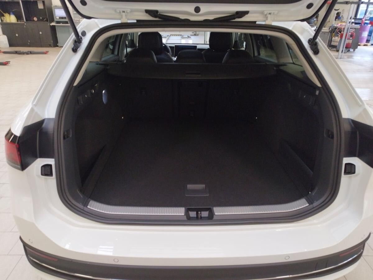 Volkswagen Passat Variant 1.5 eTSI Business / SOFORT VERFÜGBAR !