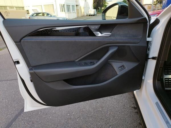 Volkswagen Passat 2.0 TDI 4MOTION R-Line | SOFORT VERFÜGBAR