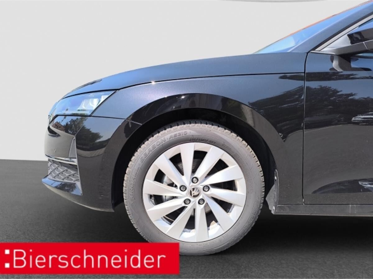 Skoda Octavia Combi 1.5 TSI DSG Selection NAVI RFK ACC PDC SMART LINK