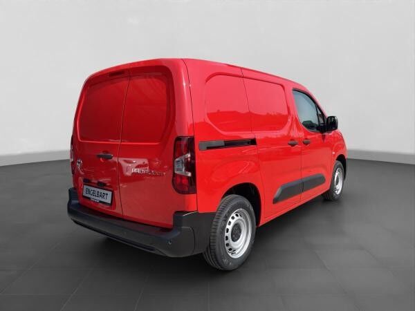 Toyota Proace City L1 verblecht 4-türig Meister 1,2-l-Turbo 81 Kw (110 PS) 6-Gang-Schaltgetriebe Sonderlackierung Firer
