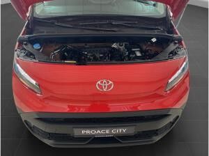 Toyota Proace City L1 verblecht 4-türig Meister 1,2-l-Turbo 81 Kw (110 PS) 6-Gang-Schaltgetriebe Sonderlackierung Firer