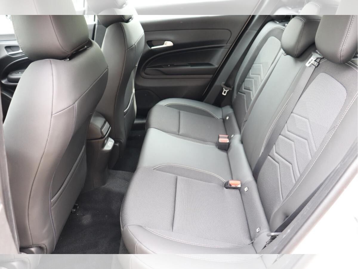 Jeep Avenger 🔥 Altitude 🔥 JBL Allwetterreifen Winter P. Info&Komfort P. 0% Finanzierung möglich!