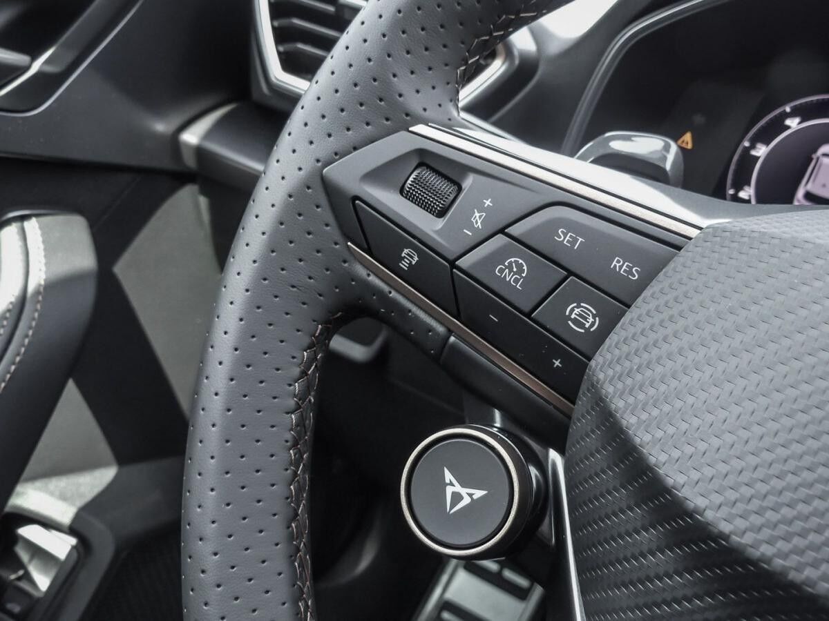 Cupra Leon Sportstourer 1.5 e-HYBRID DSG SITZHEIZUNG