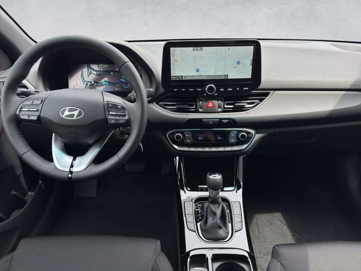 Hyundai i30 7-DCT 2WD Advantage-LAGERFAHRZEUG-SOFORT VERFÜGBAR-NOVEMBER DEAL SICHERN!