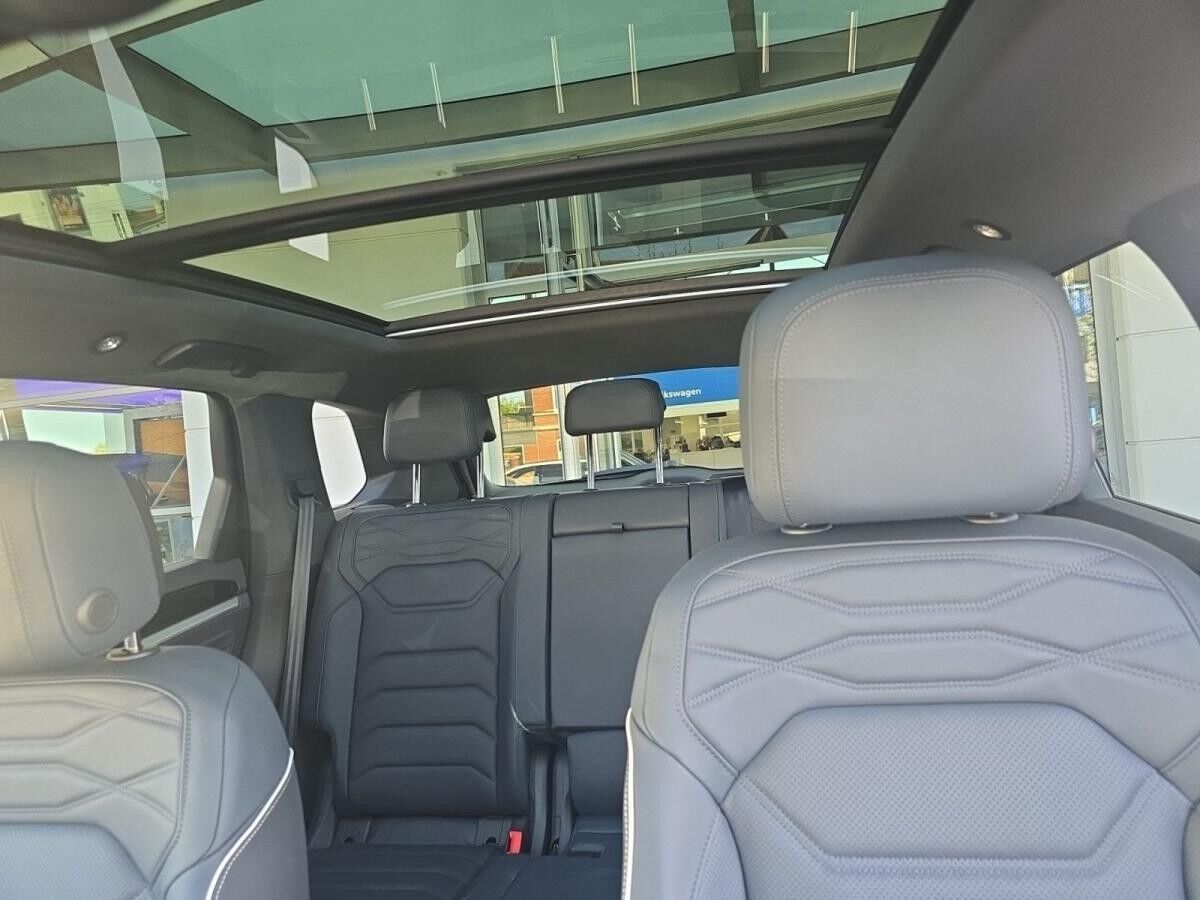Volkswagen Touareg R-Line 3,0l V6 TDI 4MOTION 210kW 286PS Automatik*Pano*AHK*Klima*ExterieurBlackStyle*