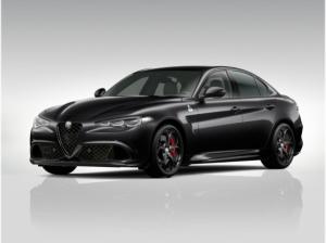 Alfa Romeo Giulia Quadrifoglio 2.9 V6 Bi-Turbo AT8 Keyless Navi Alfa Romeo Giulia Quadrifoglio 2.9 V6 Bi-Turbo AT8 Keyless Navi