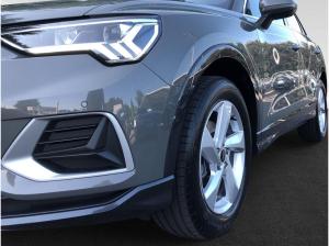 Audi Q3 advanced 35 TDI S tronic LED+ACC+NAVI+AHK+MMI