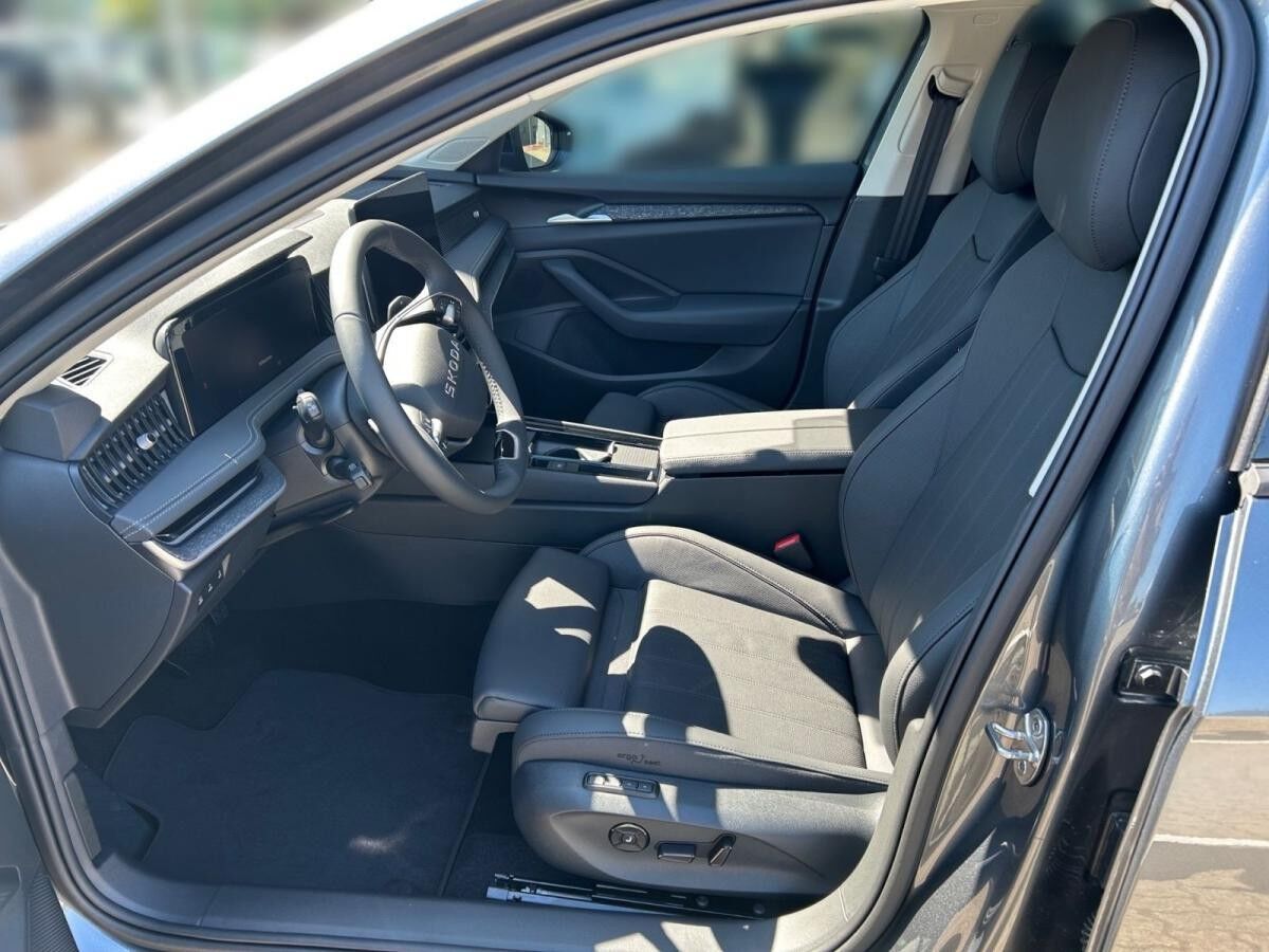 Skoda Superb Combi Selection 2,0 TDI DSG 4x4 AHK *Sofort verfügbar*