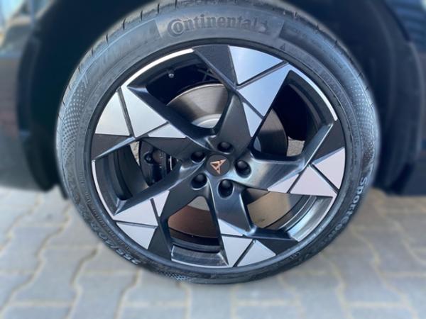 Cupra Terramar VZ 2.0TSI 195kW (265PS )*4Drive*DSG*AHK*360°*Navi*SHZ*Travel-Ass.*Head-Up*Sennh.*Privatkunden*