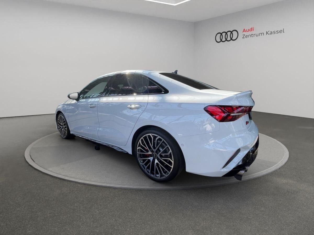 Audi S3 Limousine TFSI Pano Matrix Titan-AGA HuD Audi S3 Limousine TFSI Pano Matrix Titan-AGA HuD