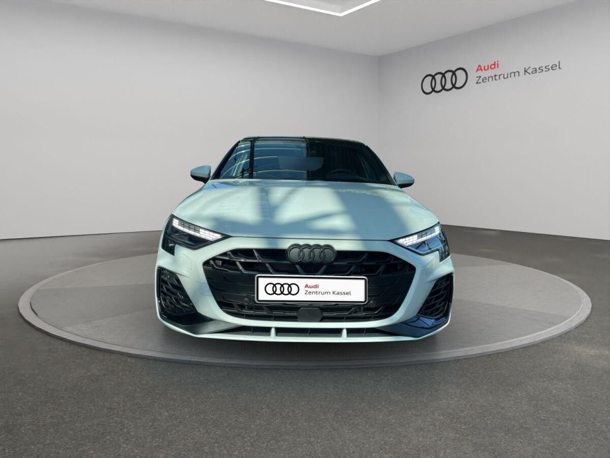 Audi S3 Limousine TFSI Pano Matrix Titan-AGA HuD Audi S3 Limousine TFSI Pano Matrix Titan-AGA HuD