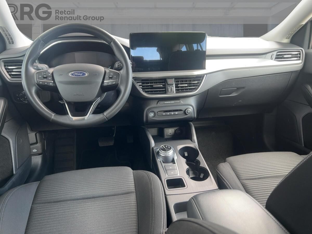 Ford Focus Turnier 1.5 EcoBlue Titanium Automatik Ford Focus Turnier 1.5 EcoBlue Titanium Automatik