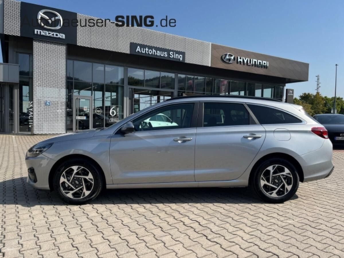 Hyundai i30 cw Kombi Automatik M-Hybrid LED Kamera