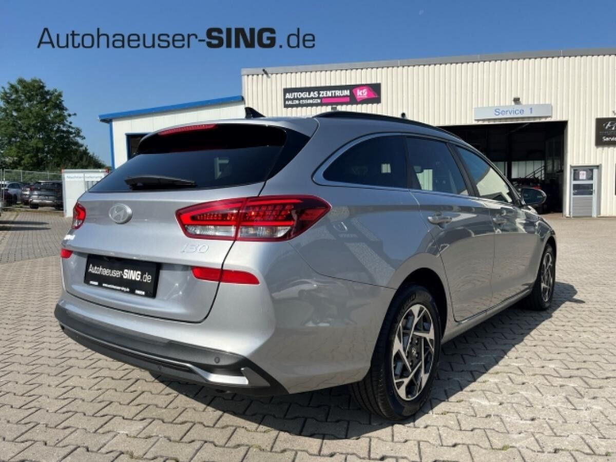 Hyundai i30 cw Kombi Automatik M-Hybrid LED Kamera