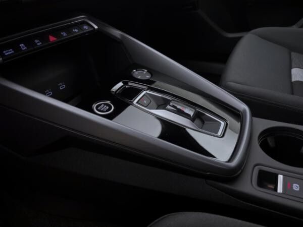 Audi A3 Sportback 35 TDI ADVANCED NAVI AHK KAMERA SITZHZG
