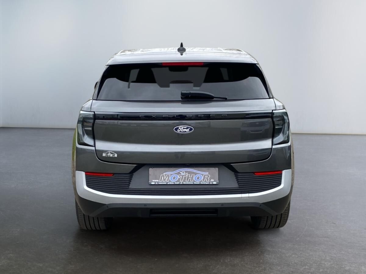 Ford Explorer Extended 79kWh Allrad 340 PS