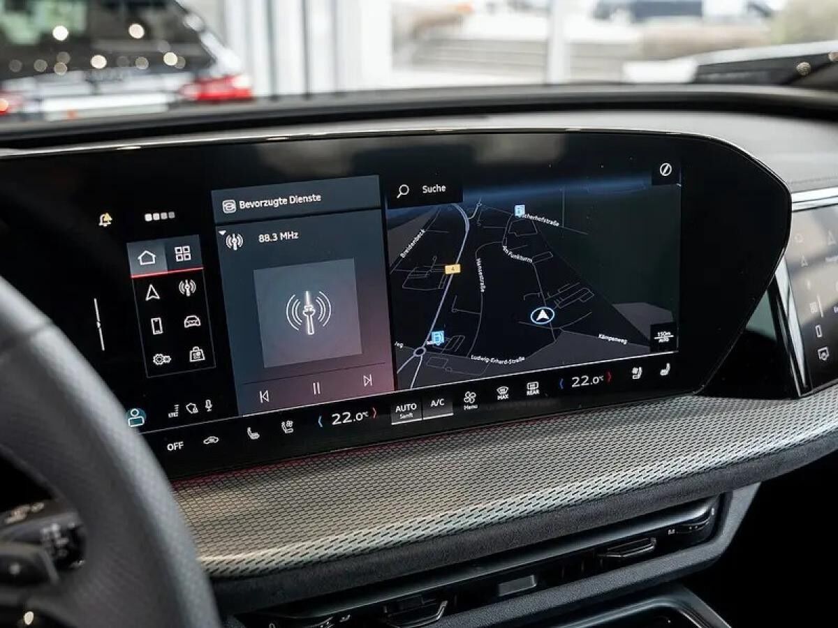 Audi SQ5 TFSI S tronic quattro Tech Pro Luftfeder Leder UPE 106.990€