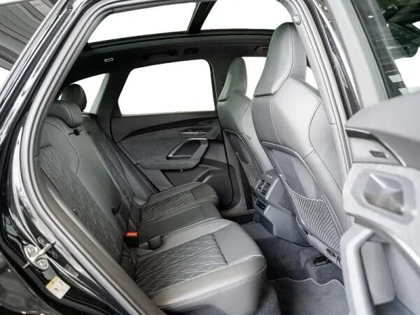Audi SQ5 TFSI S tronic quattro Tech Pro Luftfeder Leder UPE 106.990€