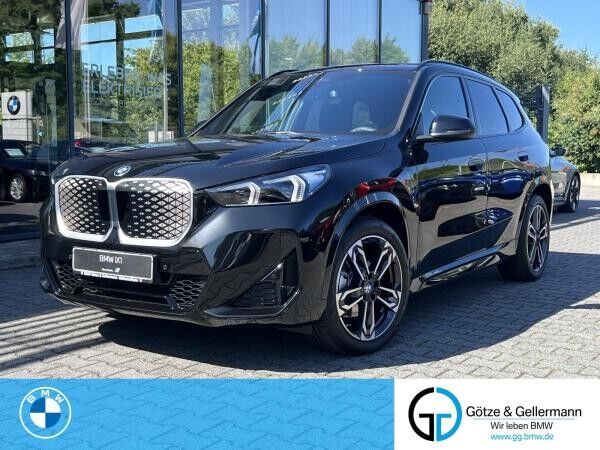 BMW iX1 eDrive20 M Sportpaket //DrivingAssistant AHK 19 LM
