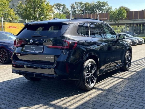 BMW iX1 eDrive20 M Sportpaket //DrivingAssistant AHK 19 LM