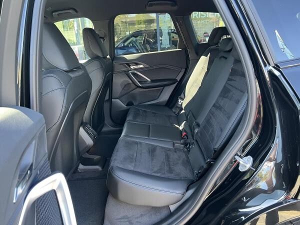 BMW iX1 eDrive20 M Sportpaket //DrivingAssistant AHK 19 LM
