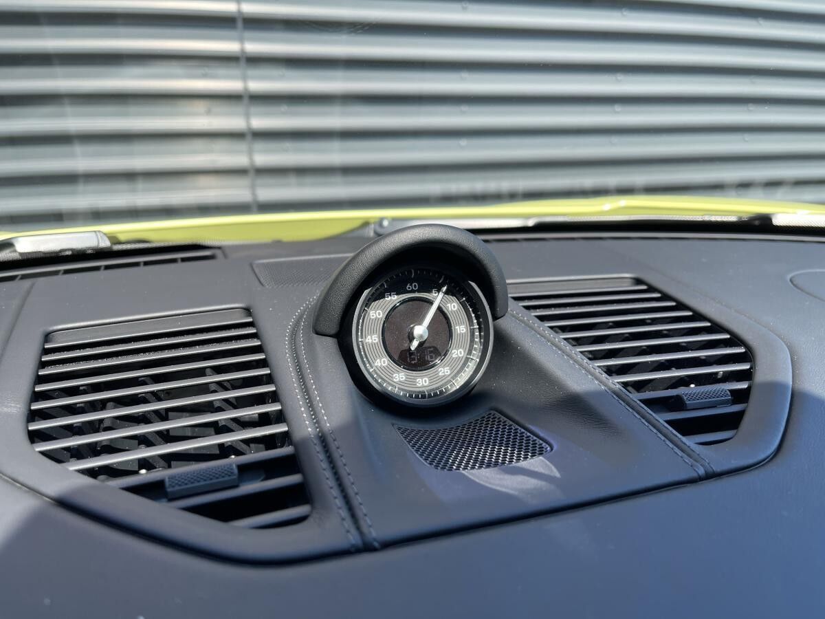 Porsche 992 Carrera T