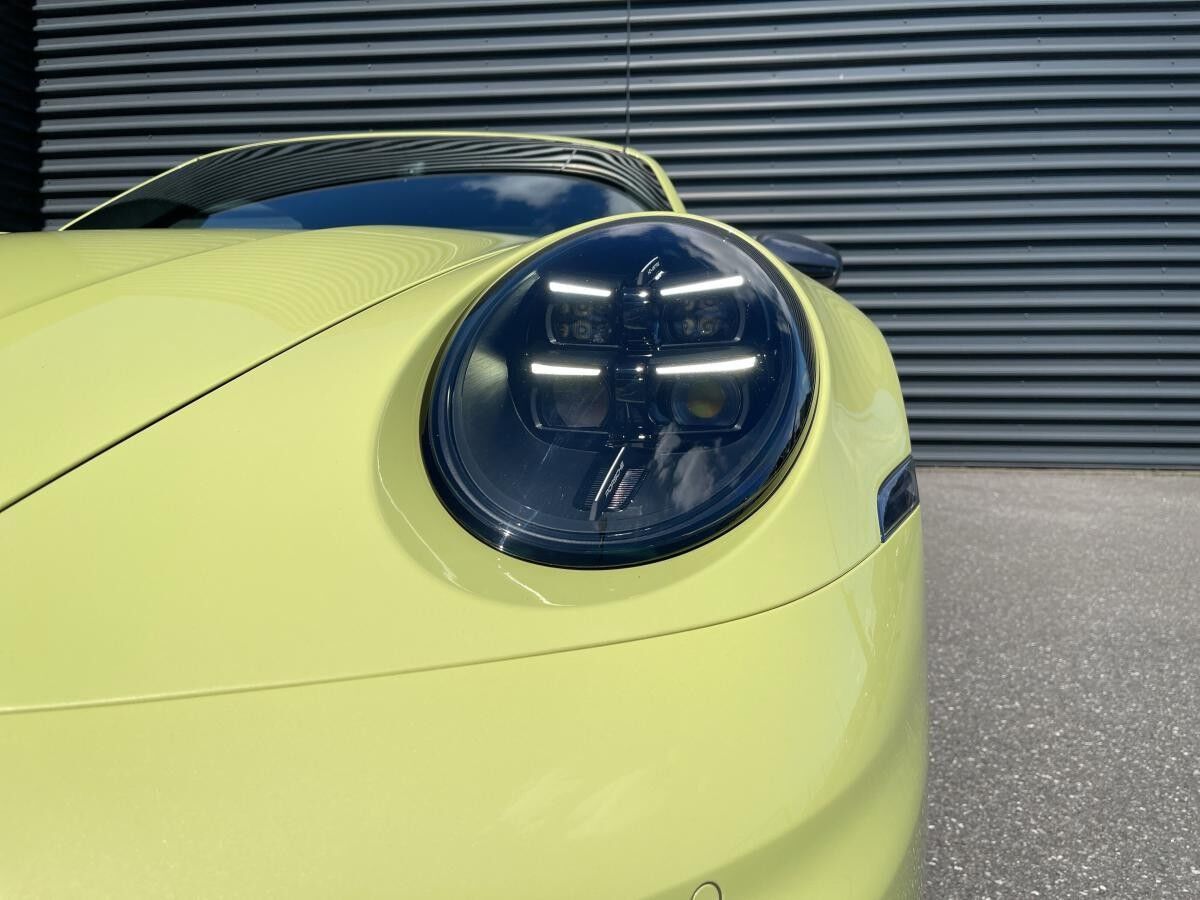 Porsche 992 Carrera T