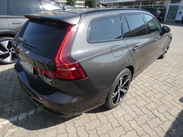 Volvo V60 T8 Twin Engine AWD Ultra Dark Plug-In (E6d)