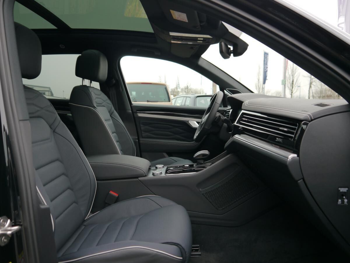 Volkswagen Touareg R-Line 3.0l V6 TDI 4MOTION🚀AKTION🚀