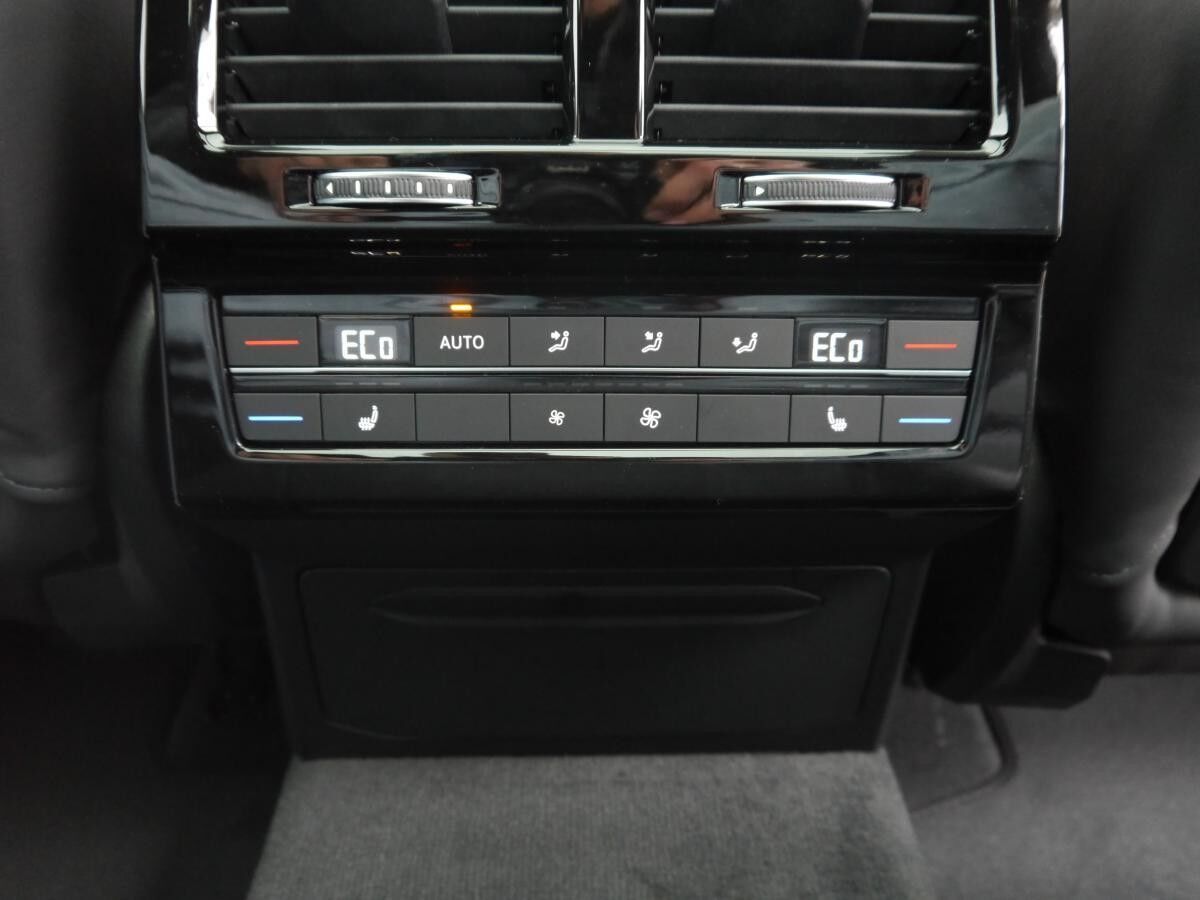 Volkswagen Touareg R-Line 3.0l V6 TDI 4MOTION🚀AKTION🚀