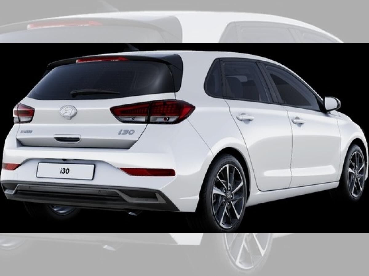 Hyundai i30 1.5 T-GDI Advantage Matrix 2xKlima AUT Kam.