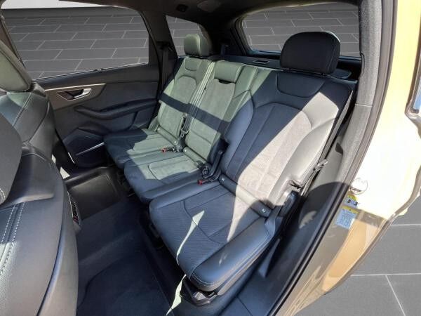 Audi Q7 SUV S line 50 TDI 360°KAMERA AHK PANO 7-SITZER HD-MATRIX STD-HEIZUNG OPTIK SCHWARZ+