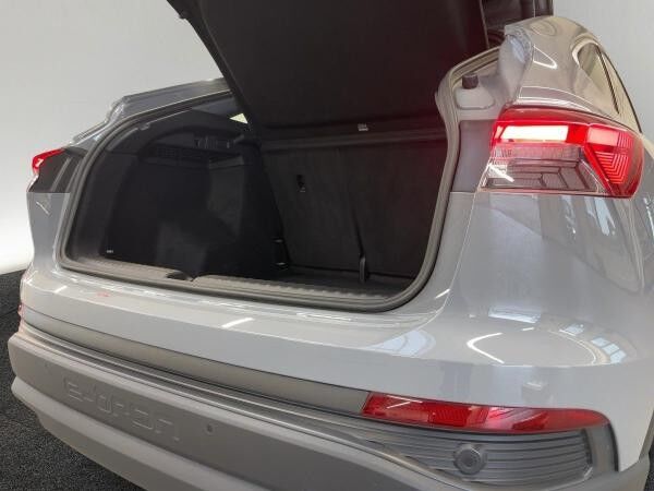 Audi Q4 e-tron Q4 Sportback 35 e-tron Matrix DAB Sportsitze