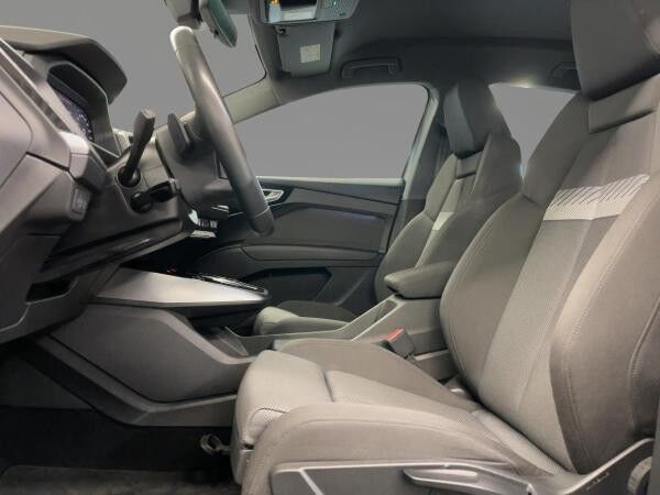 Audi Q4 e-tron Q4 Sportback 35 e-tron Matrix DAB Sportsitze