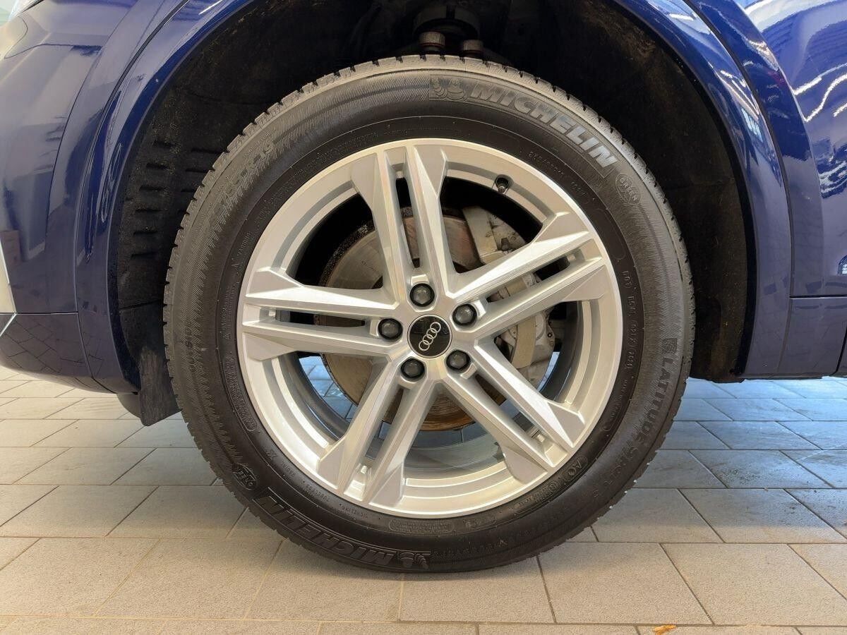 Audi Q5 40 TDI qu. S line LED Kamera AHK Navi virtual