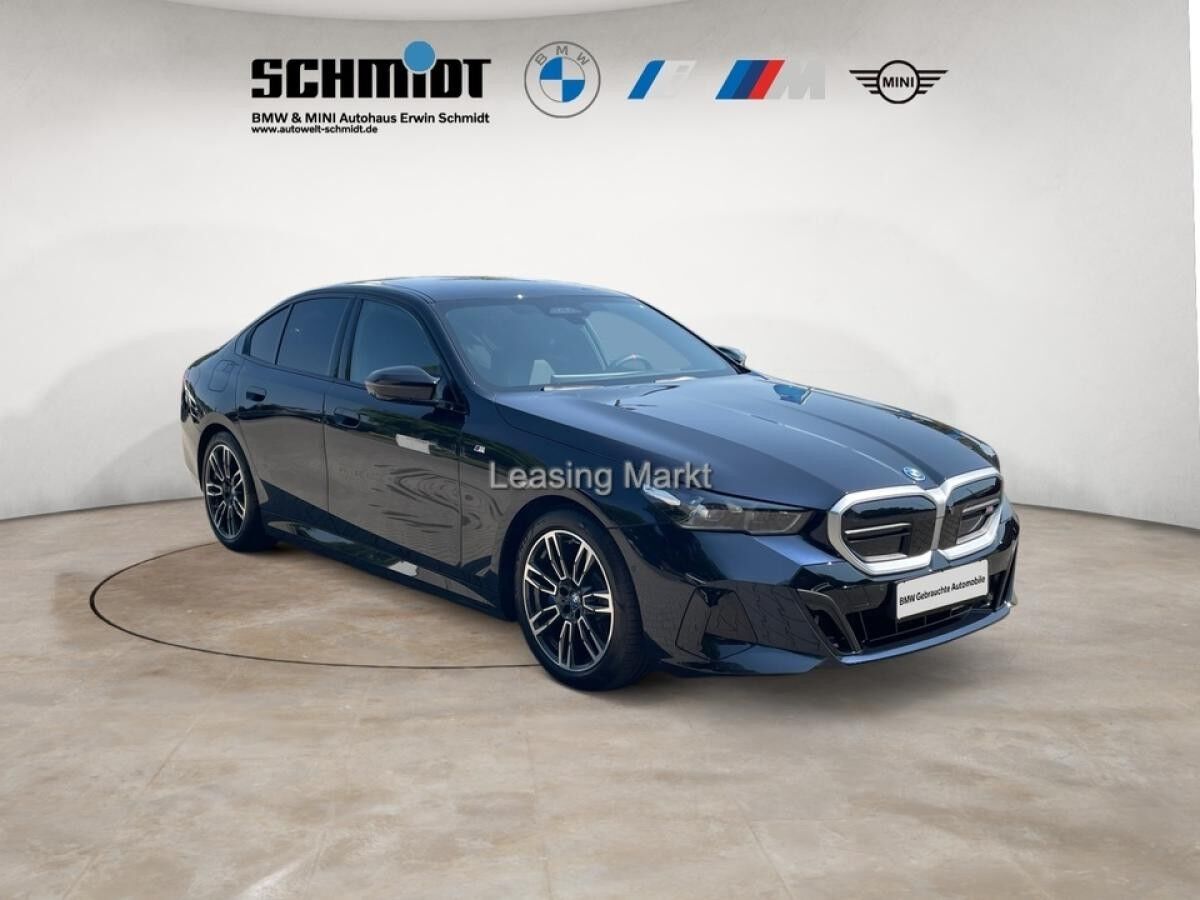 BMW i5 M60 xDrive / NP= 113.580,- / AC-Laden Professional