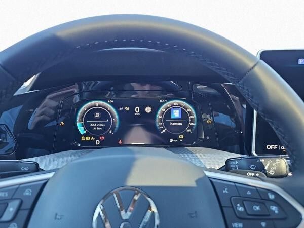 Volkswagen Golf Style 2,0l TDI DSG*Pano*Lederp.*AreaView*