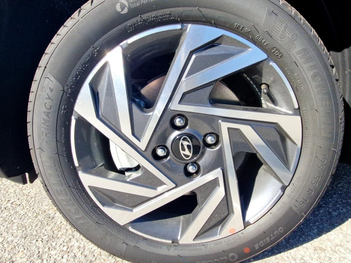 Hyundai BAYON 1.0 T-GDI Trend BOSE|KAMERA|NAVI|SHZ