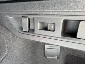 Volkswagen Passat R-Line 2,0l TDI 4MOTION MATRIX SIGNATURE